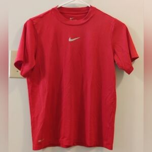 Nike t shirt